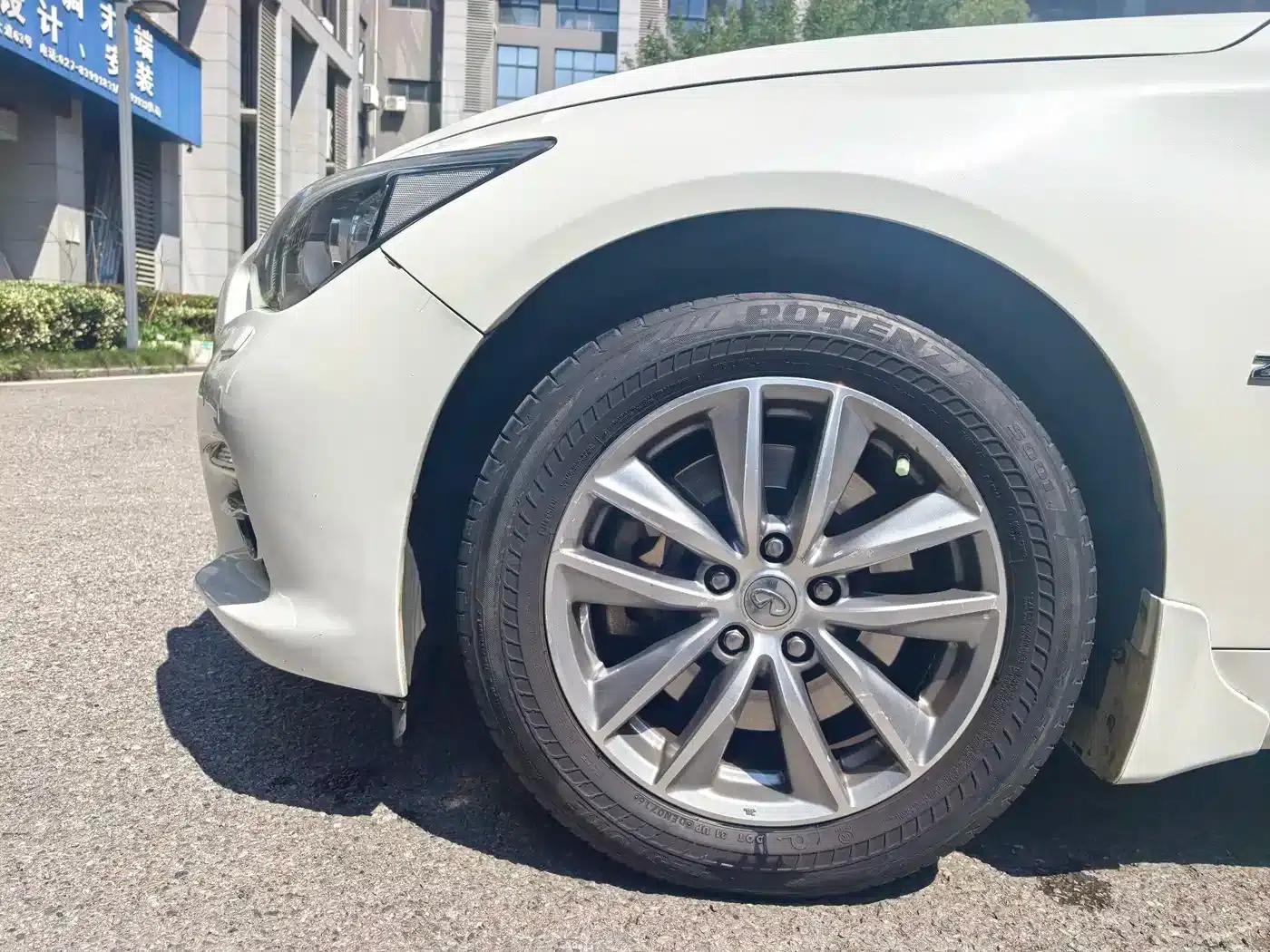 Infiniti Q50L 2015 2.0T Enjoy Edition — миниатюра 24