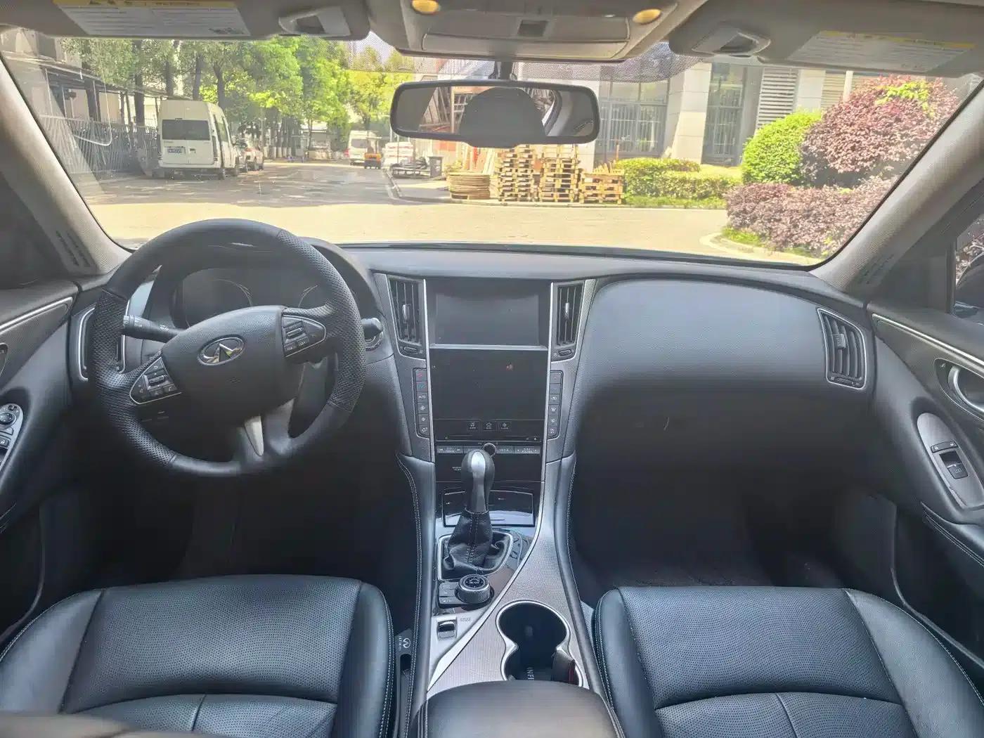 Infiniti Q50L 2015 2.0T Enjoy Edition — миниатюра 6