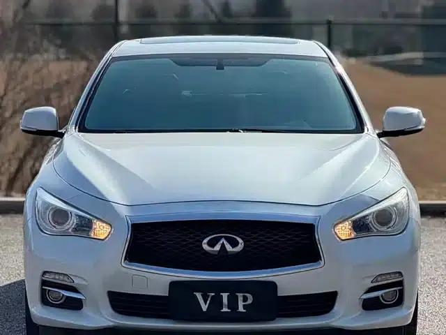 Infiniti Q50L 2016 2.0T Comfort Edition