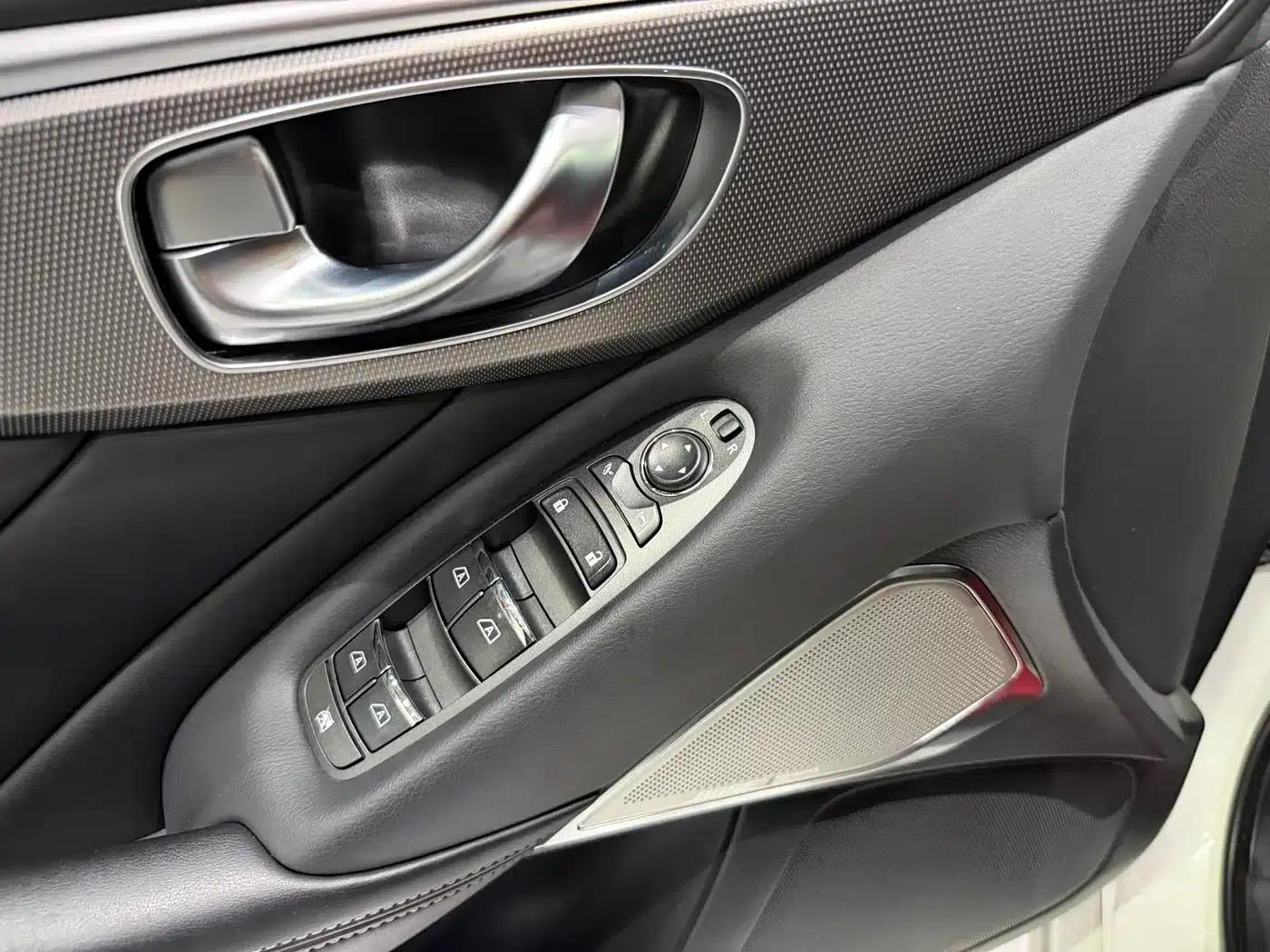 Infiniti Q50L 2018 2.0T Elite Sport Edition (National V Emission Standard) — миниатюра 11