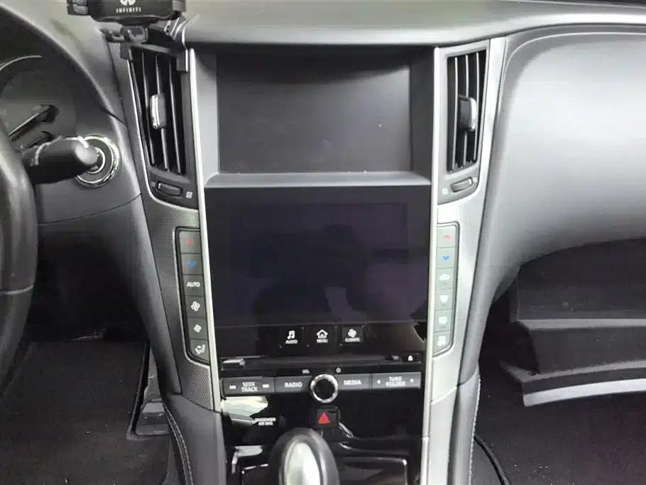 Infiniti Q50L 2016 2.0T Enjoy Edition — миниатюра 13