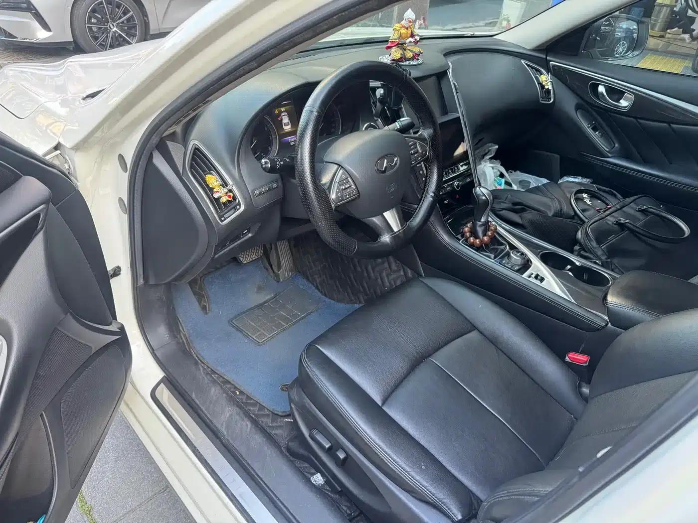 Infiniti Q50L 2015 2.0T Comfort Edition — миниатюра 5