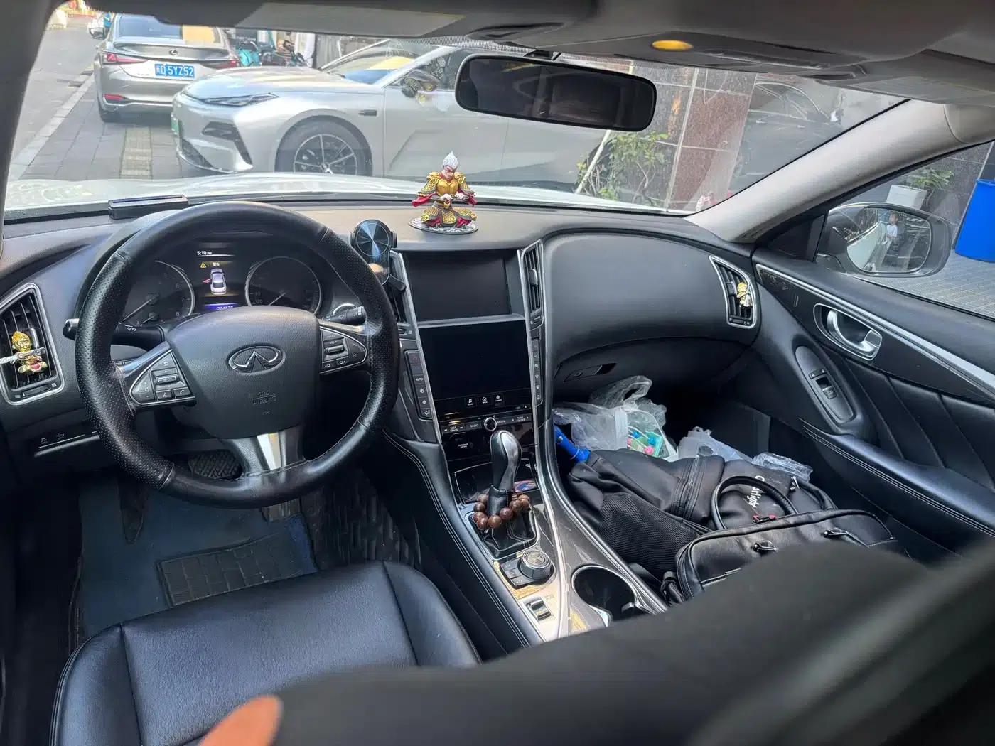 Infiniti Q50L 2015 2.0T Comfort Edition — миниатюра 8