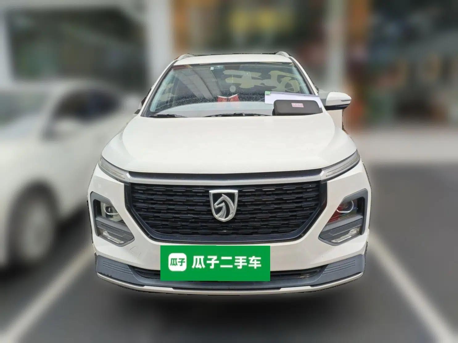 Baojun 530 2020 1.5T Manual Comfort Version 5 Seats — миниатюра 2