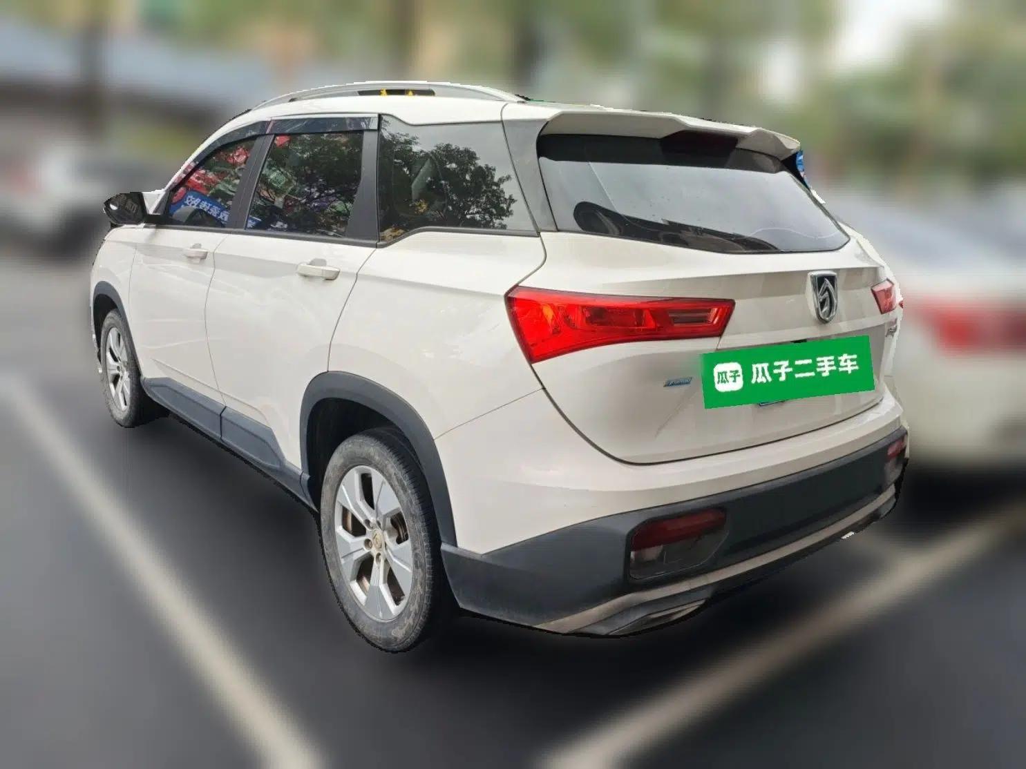 Baojun 530 2020 1.5T Manual Comfort Version 5 Seats — миниатюра 4