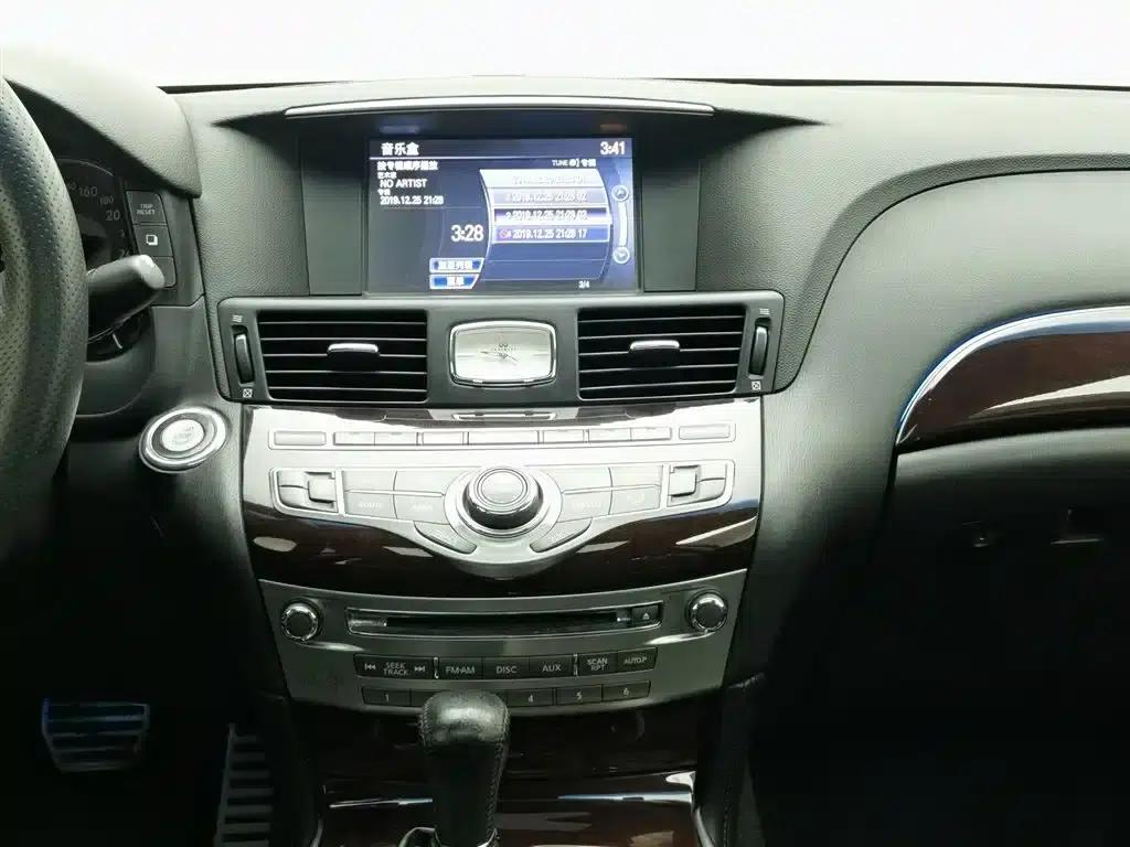 Infiniti Q70 2013 Q70L 2.5L Elegant Edition — миниатюра 12