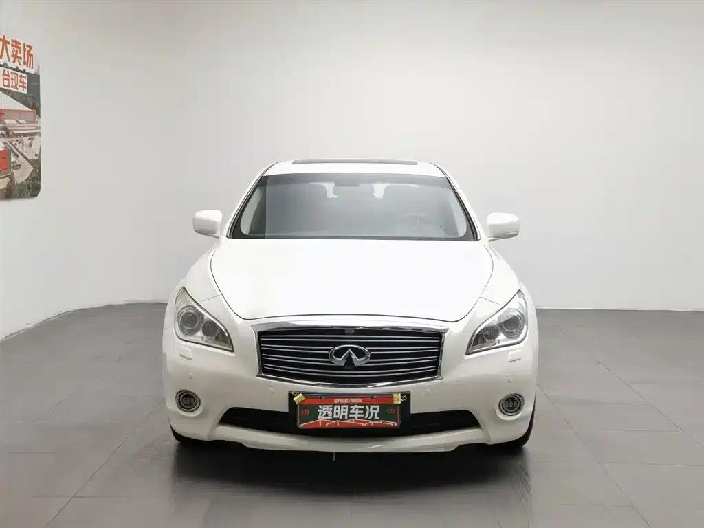 Infiniti Q70 2013 Q70L 2.5L Elegant Edition — миниатюра 3