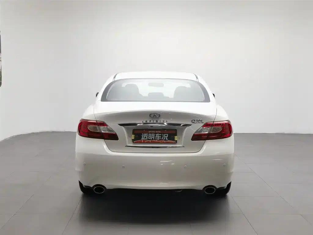Infiniti Q70 2013 Q70L 2.5L Elegant Edition — миниатюра 4