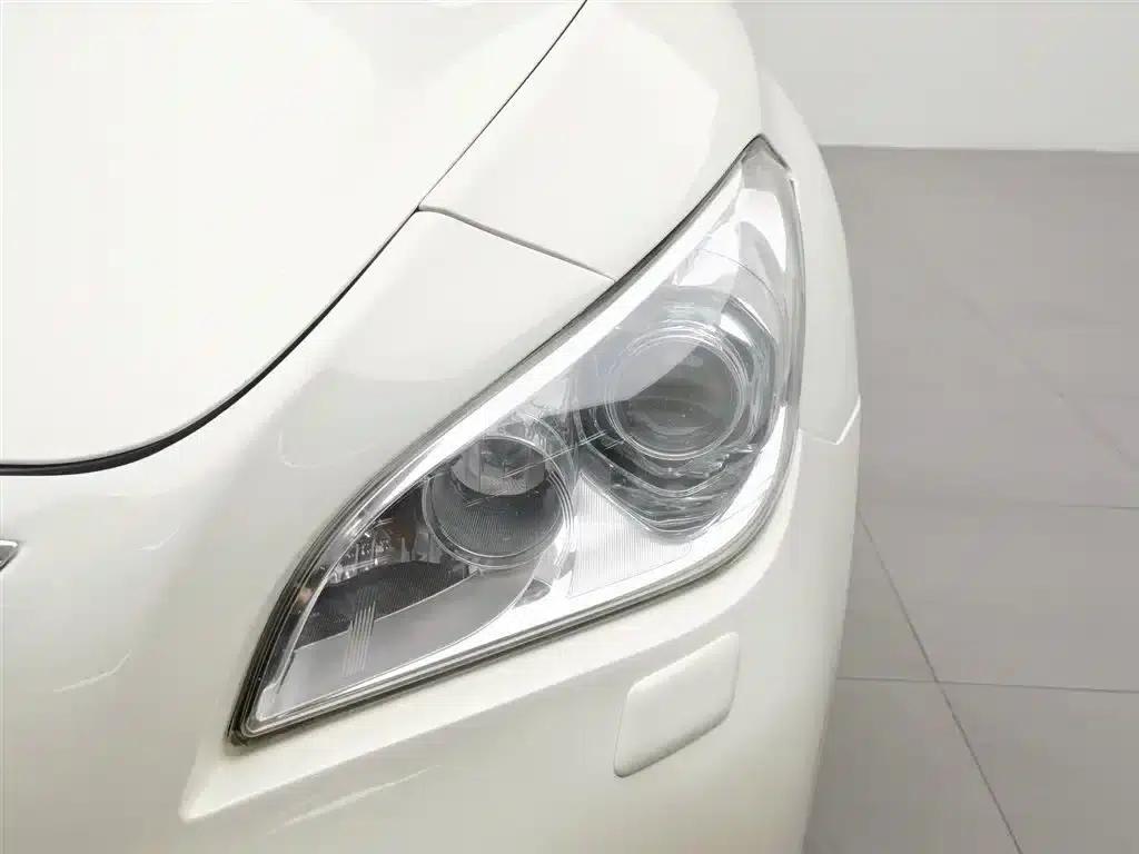 Infiniti Q70 2013 Q70L 2.5L Elegant Edition — миниатюра 7