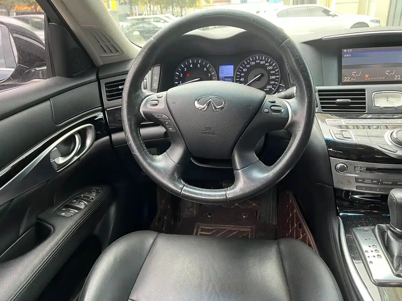 Infiniti Q70 2017 Q70L 2.5L Elite Edition — миниатюра 5