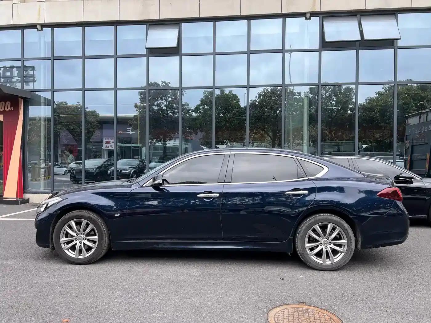 Infiniti Q70 2017 Q70L 2.5L Elite Edition — миниатюра 9