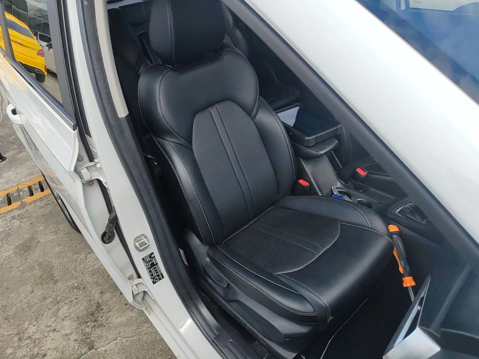 Baojun 360 2018 1.5L Manual Elite Version National V — миниатюра 23