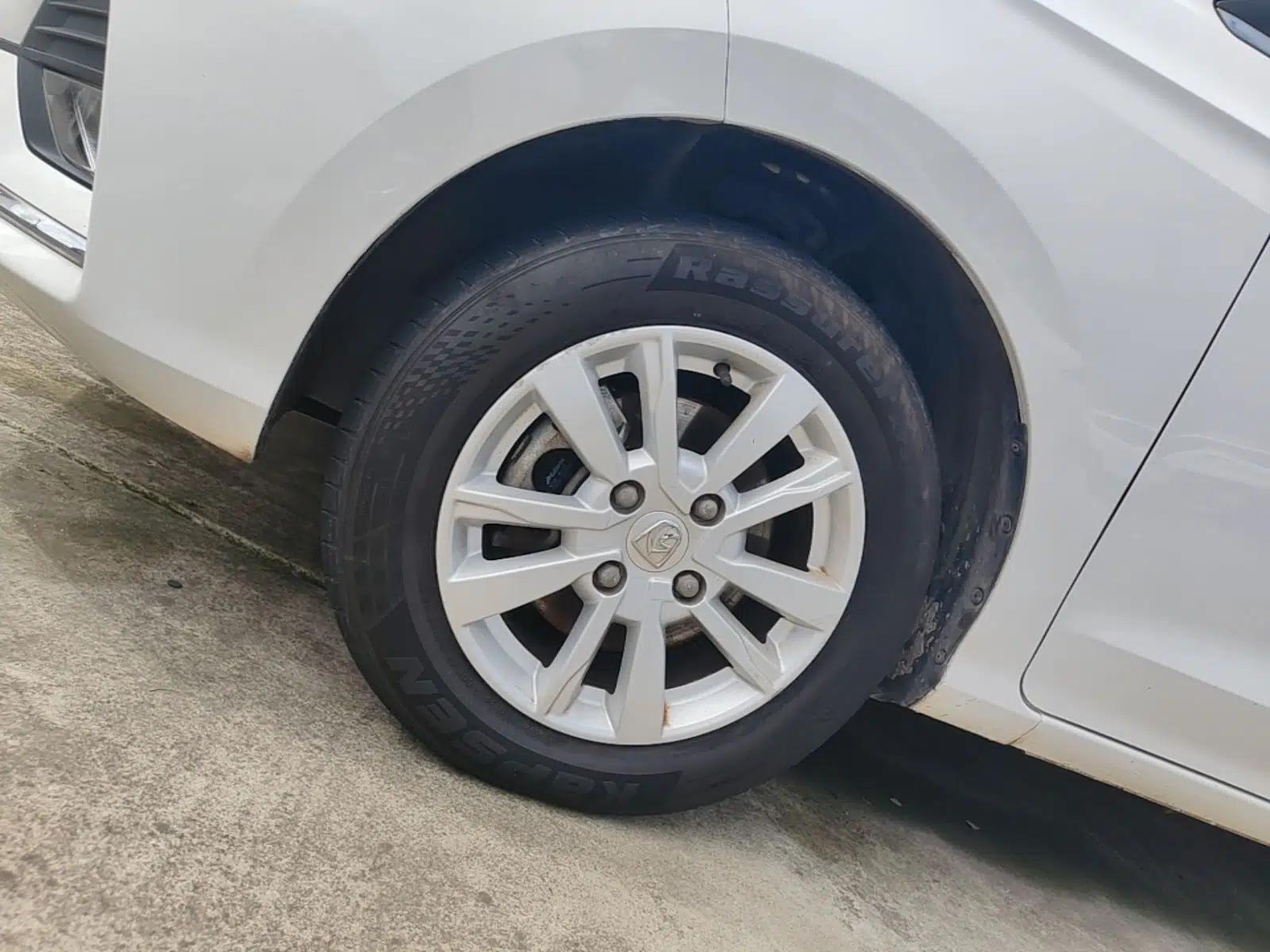 Baojun 360 2018 1.5L Manual Elite Version National V — миниатюра 9