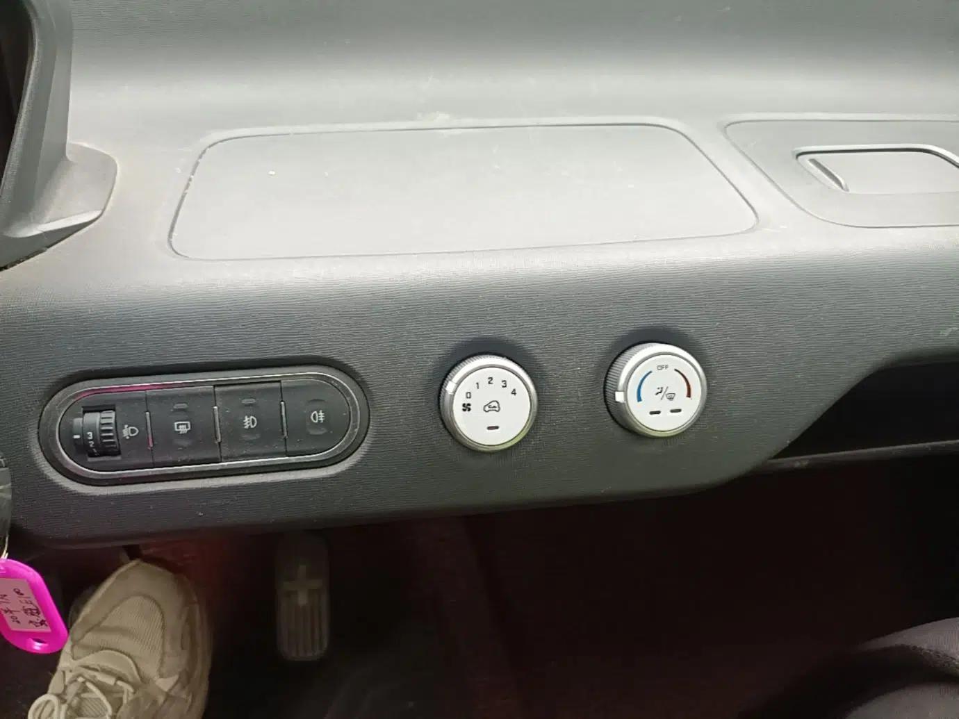 Baojun E100 2019 250KM Smart Drive Edition — миниатюра 16