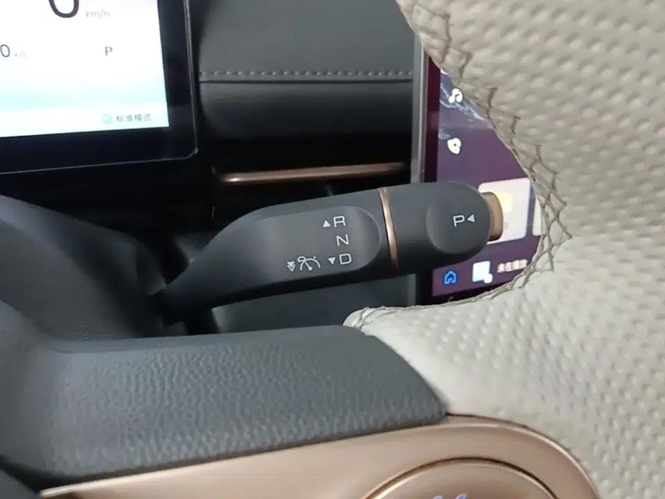 Baojun Yunhai 2025 Model 500km Pure Electric Travel Edition — миниатюра 17