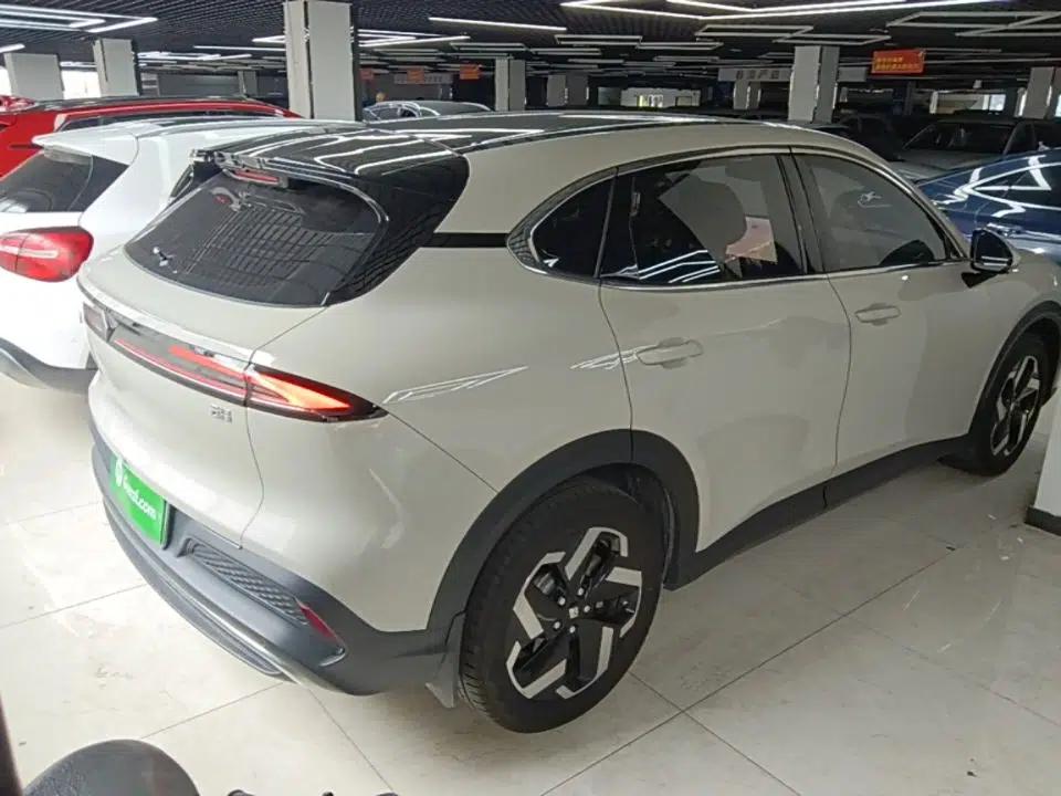 Baojun Yunhai 2025 Model 500km Pure Electric Travel Edition — миниатюра 6