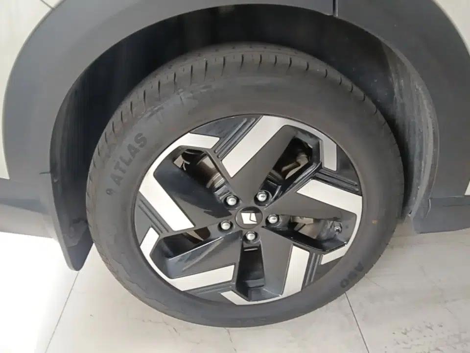 Baojun Yunhai 2025 Model 500km Pure Electric Travel Edition — миниатюра 10