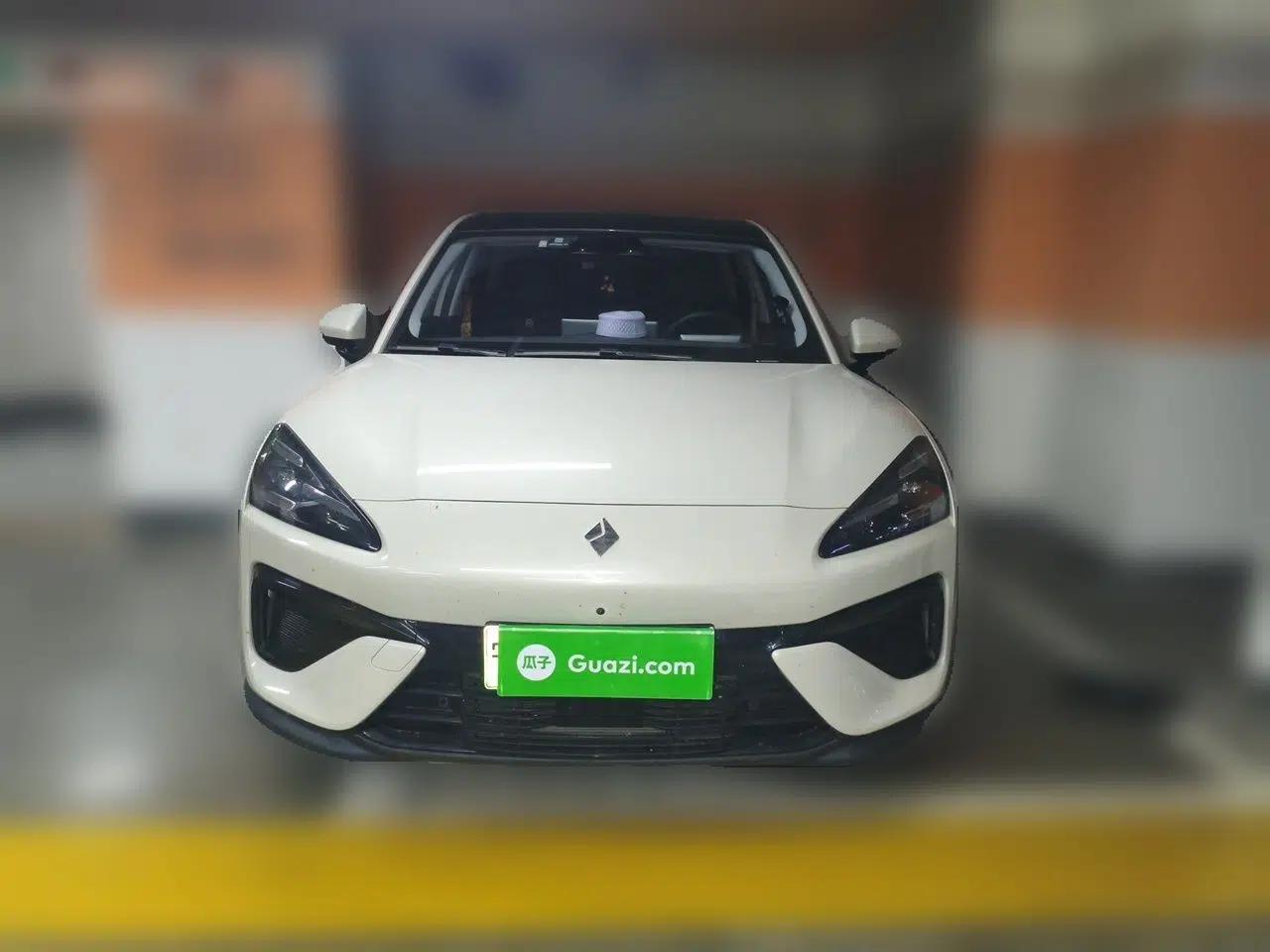 Baojun Yunhai 2024 140km Plug-in Hybrid Version — миниатюра 2