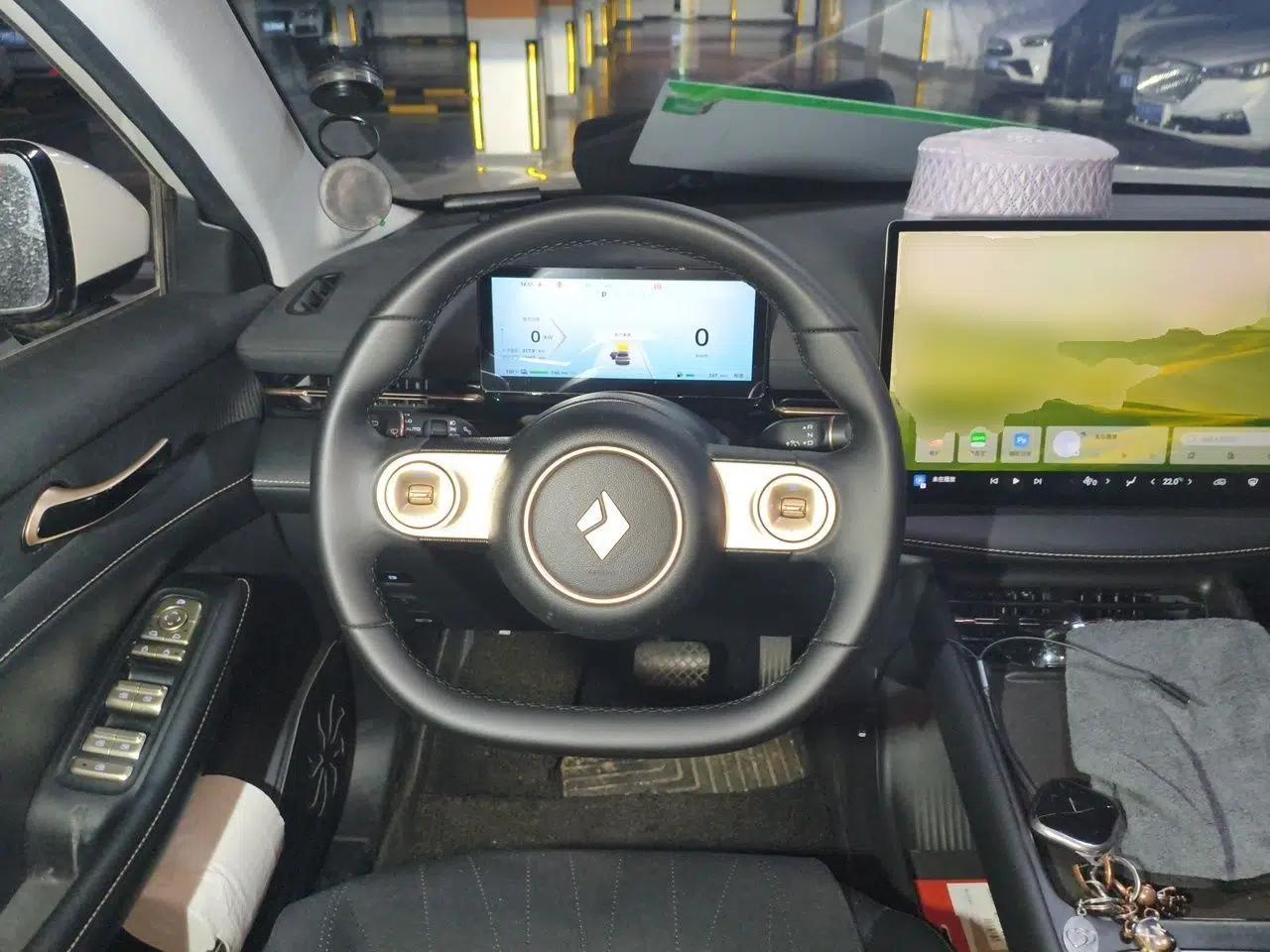Baojun Yunhai 2024 140km Plug-in Hybrid Version — миниатюра 11