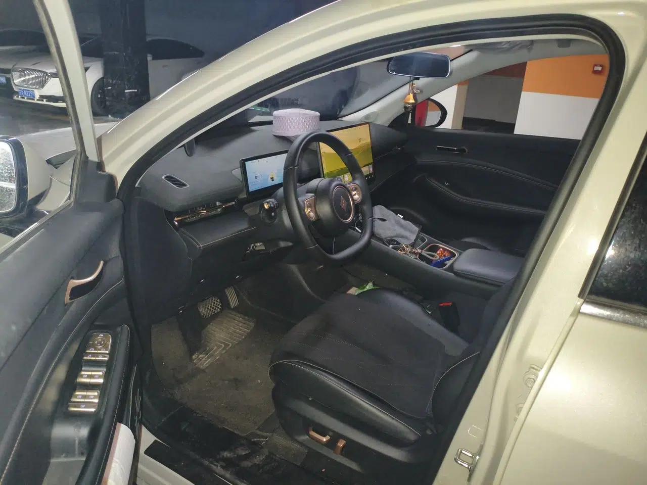 Baojun Yunhai 2024 140km Plug-in Hybrid Version — миниатюра 17