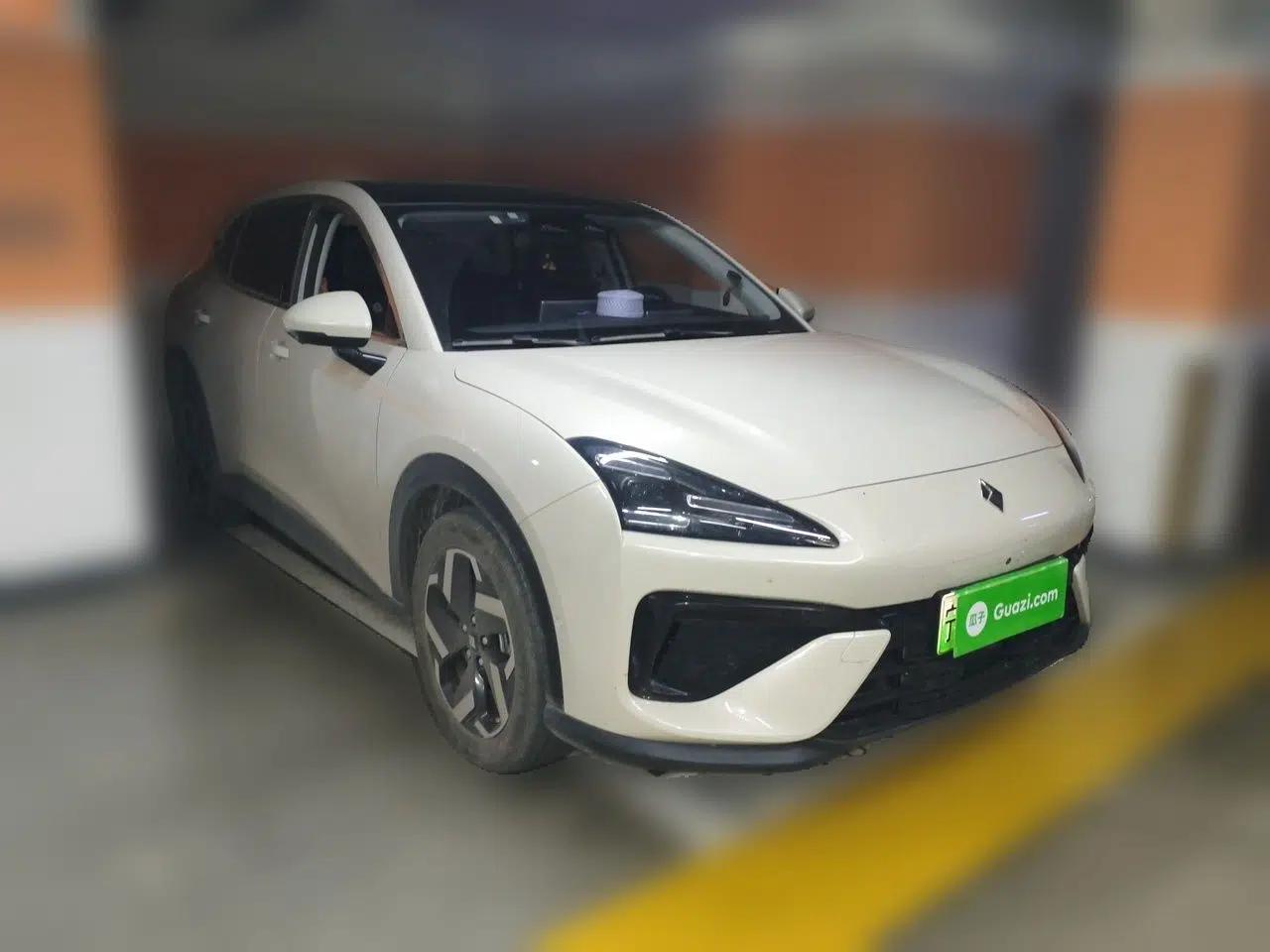 Baojun Yunhai 2024 140km Plug-in Hybrid Version — миниатюра 3