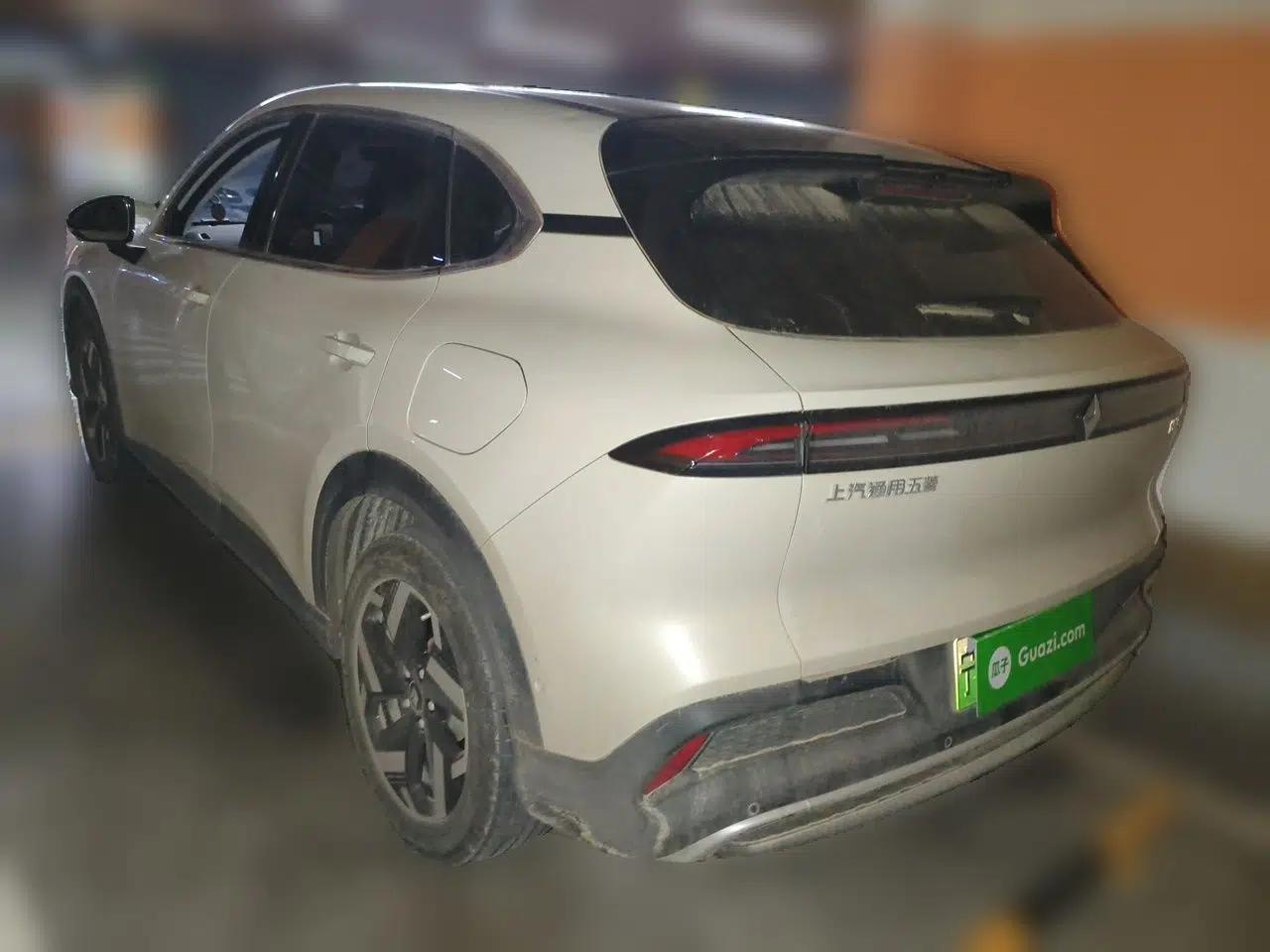 Baojun Yunhai 2024 140km Plug-in Hybrid Version — миниатюра 4