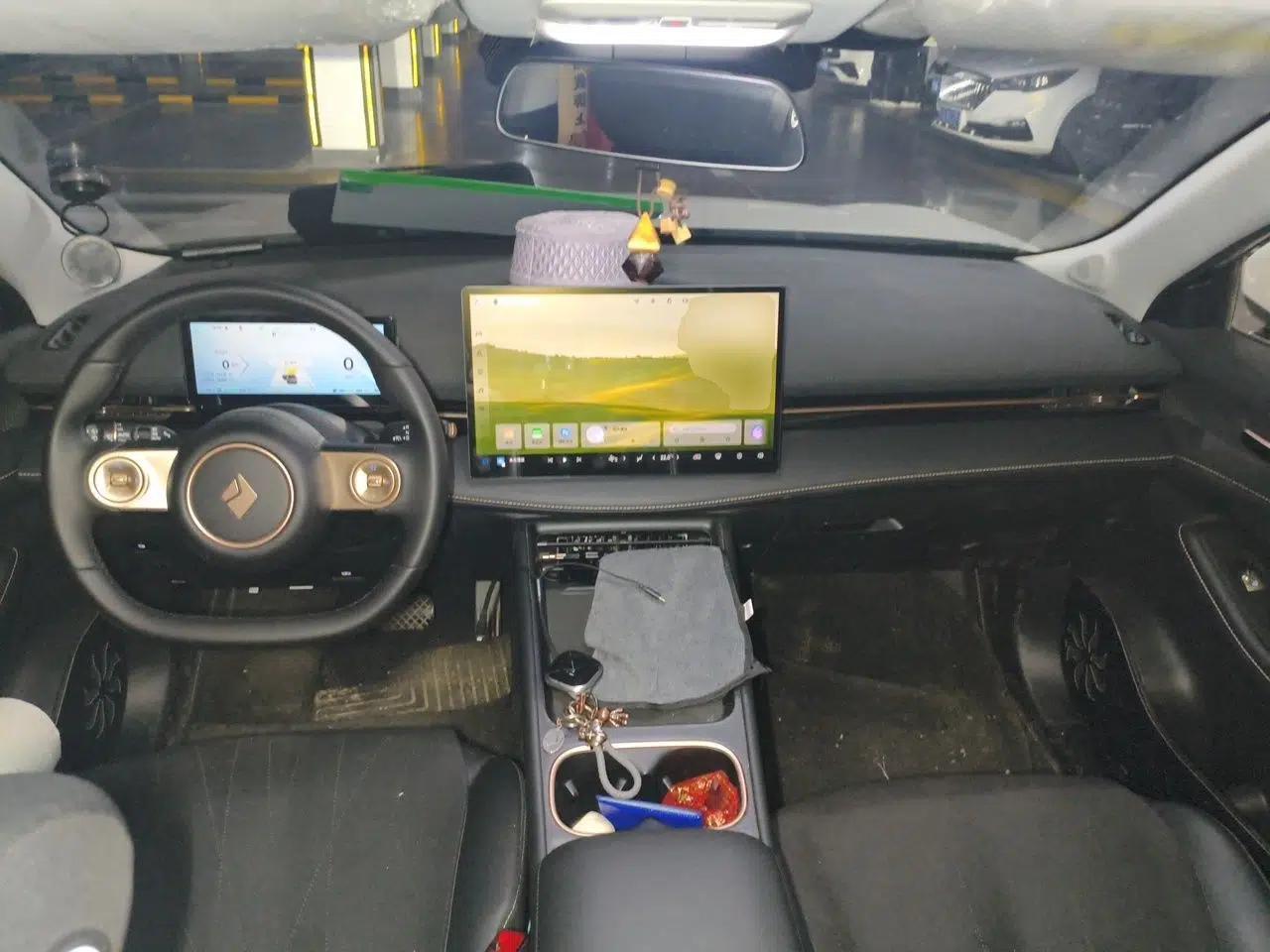 Baojun Yunhai 2024 140km Plug-in Hybrid Version — миниатюра 10