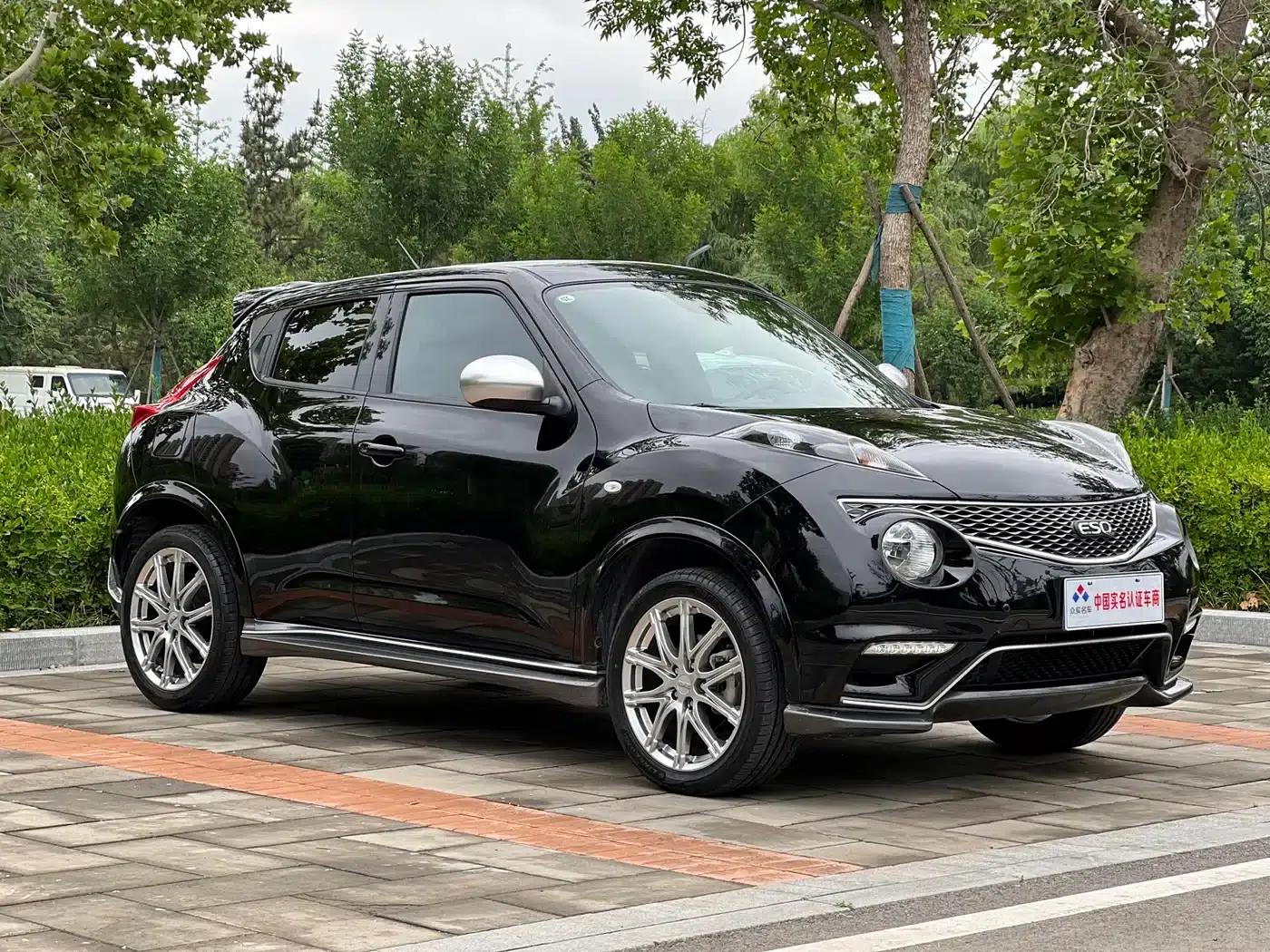 Infiniti ESQ 2014 1.6L Sporty Edition — миниатюра 3