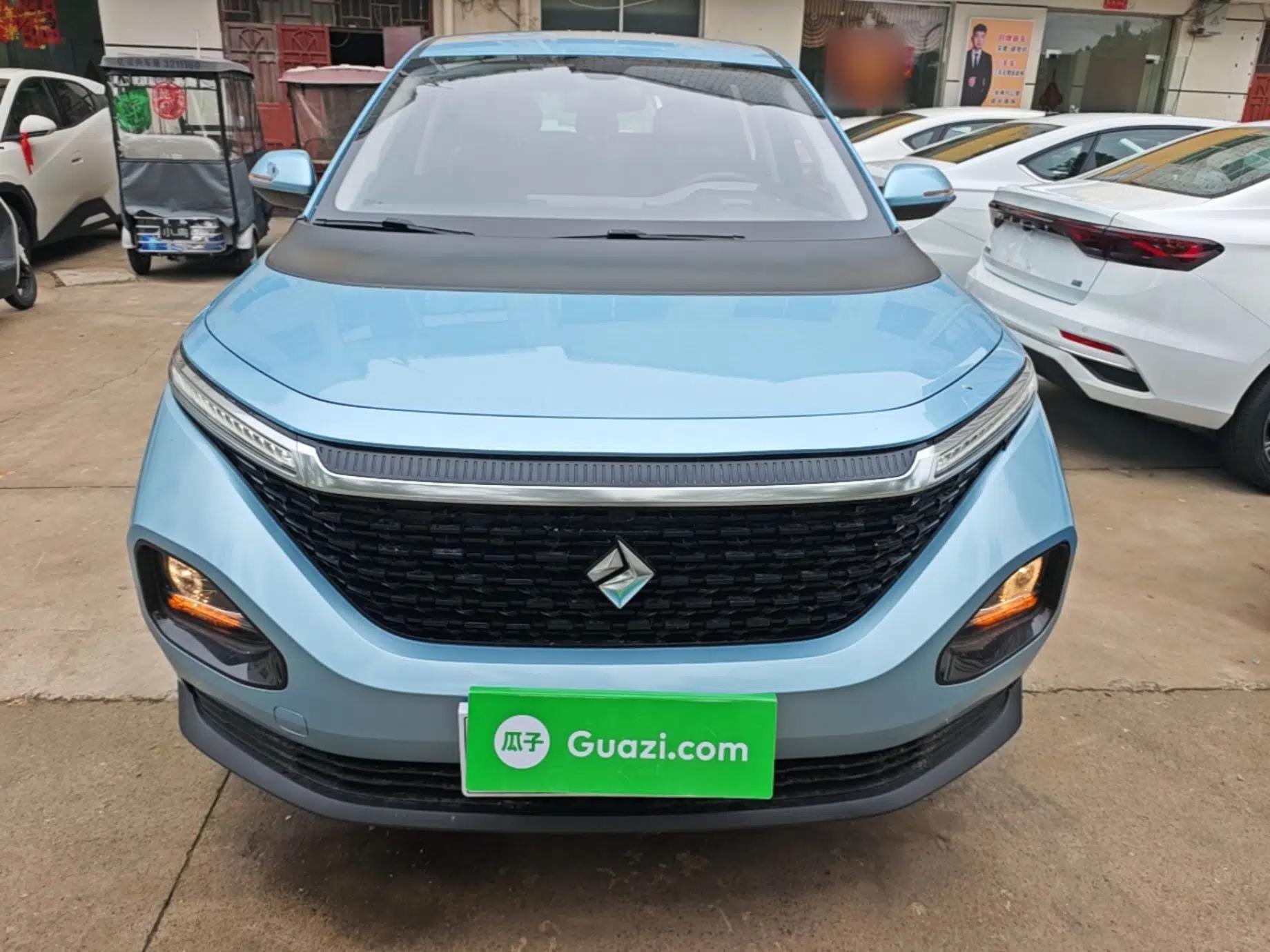 Baojun RM-5 2019 1.5T Manual Elite Version with 24-Hour Online Service 7 Seats — миниатюра 2