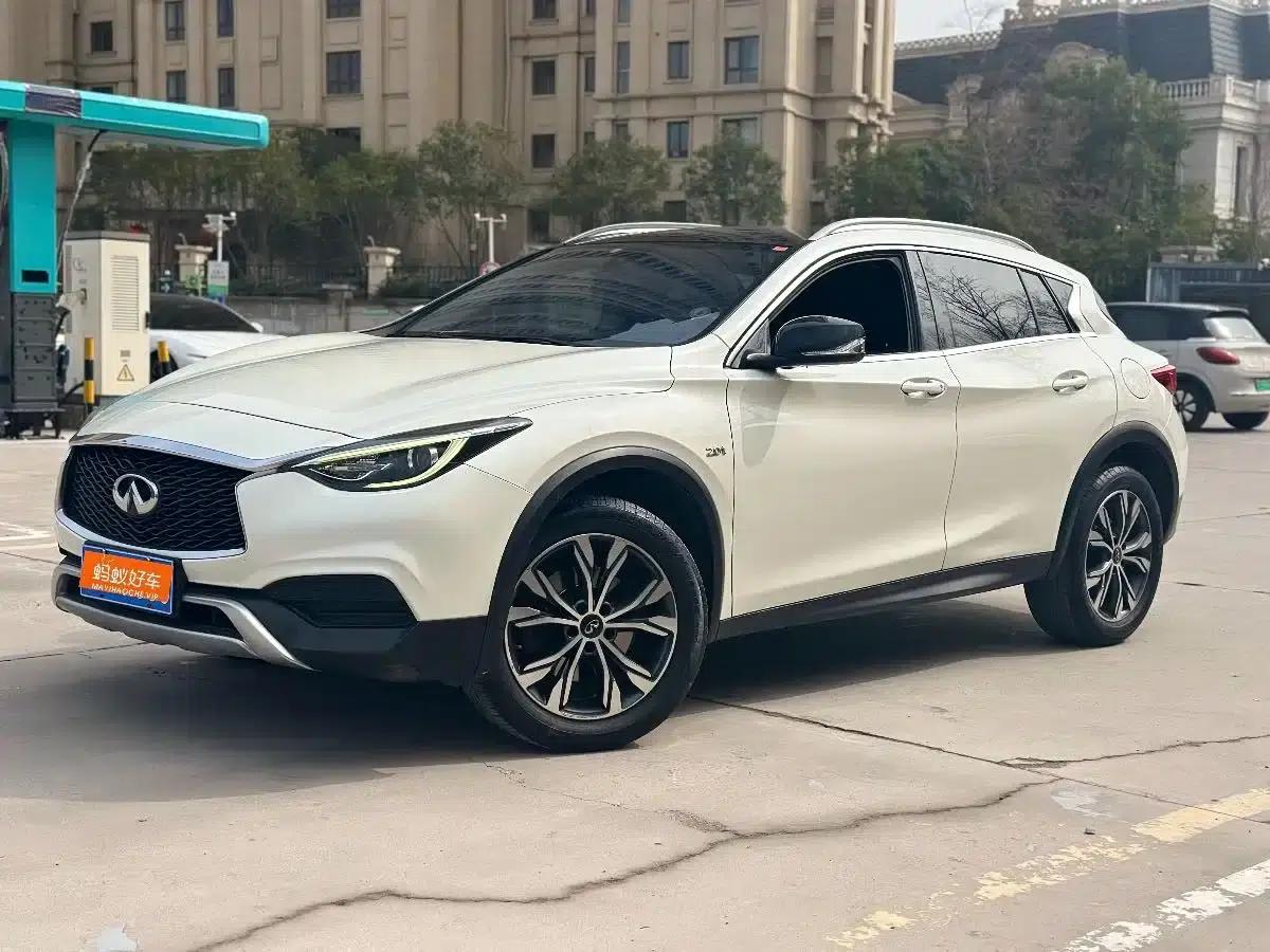 Infiniti QX30 2017 2.0T AWD Fashion Edition — миниатюра 1