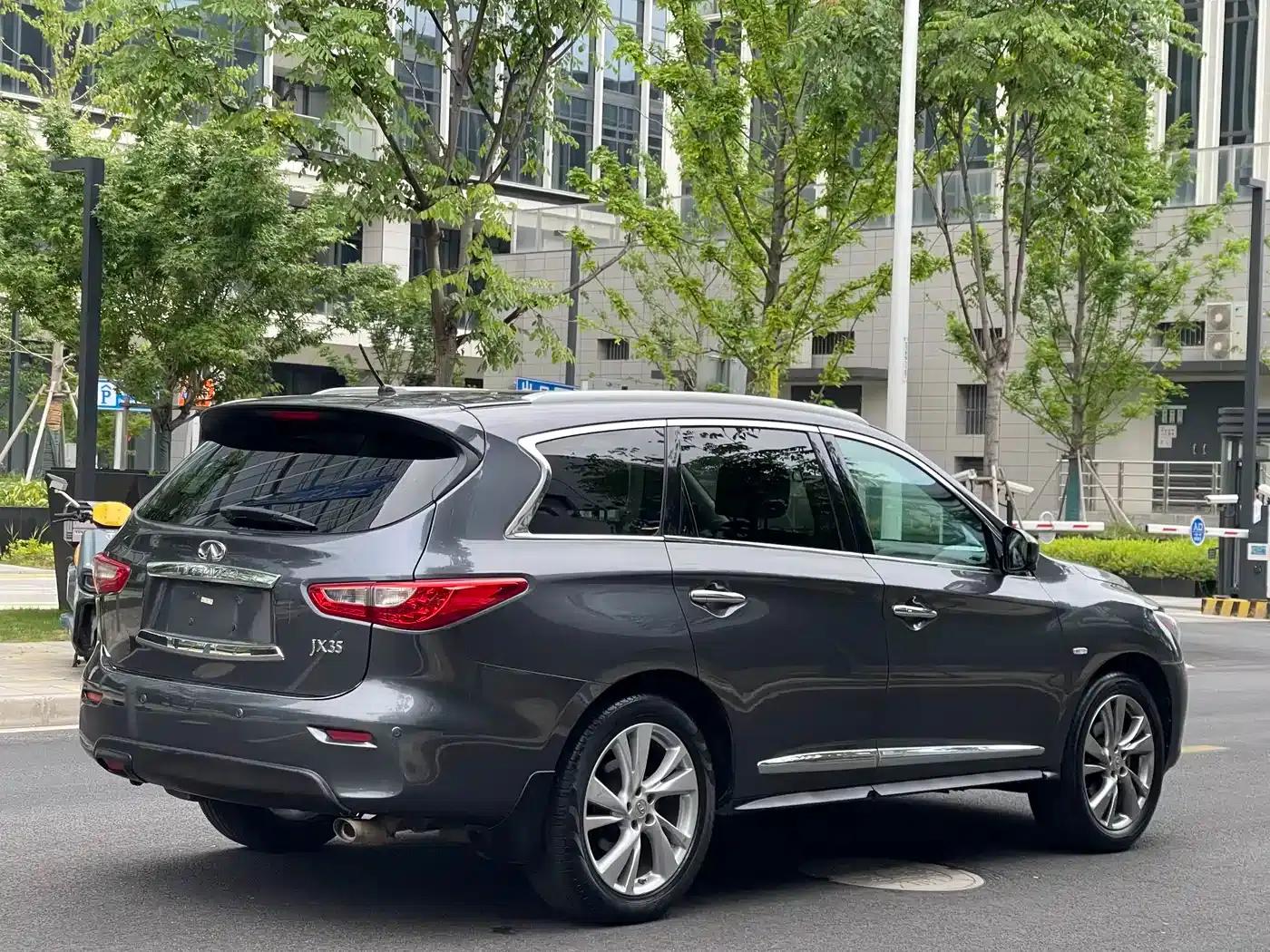 Infiniti JX 2013 JX35 AWD All-Terrain Edition — миниатюра 4
