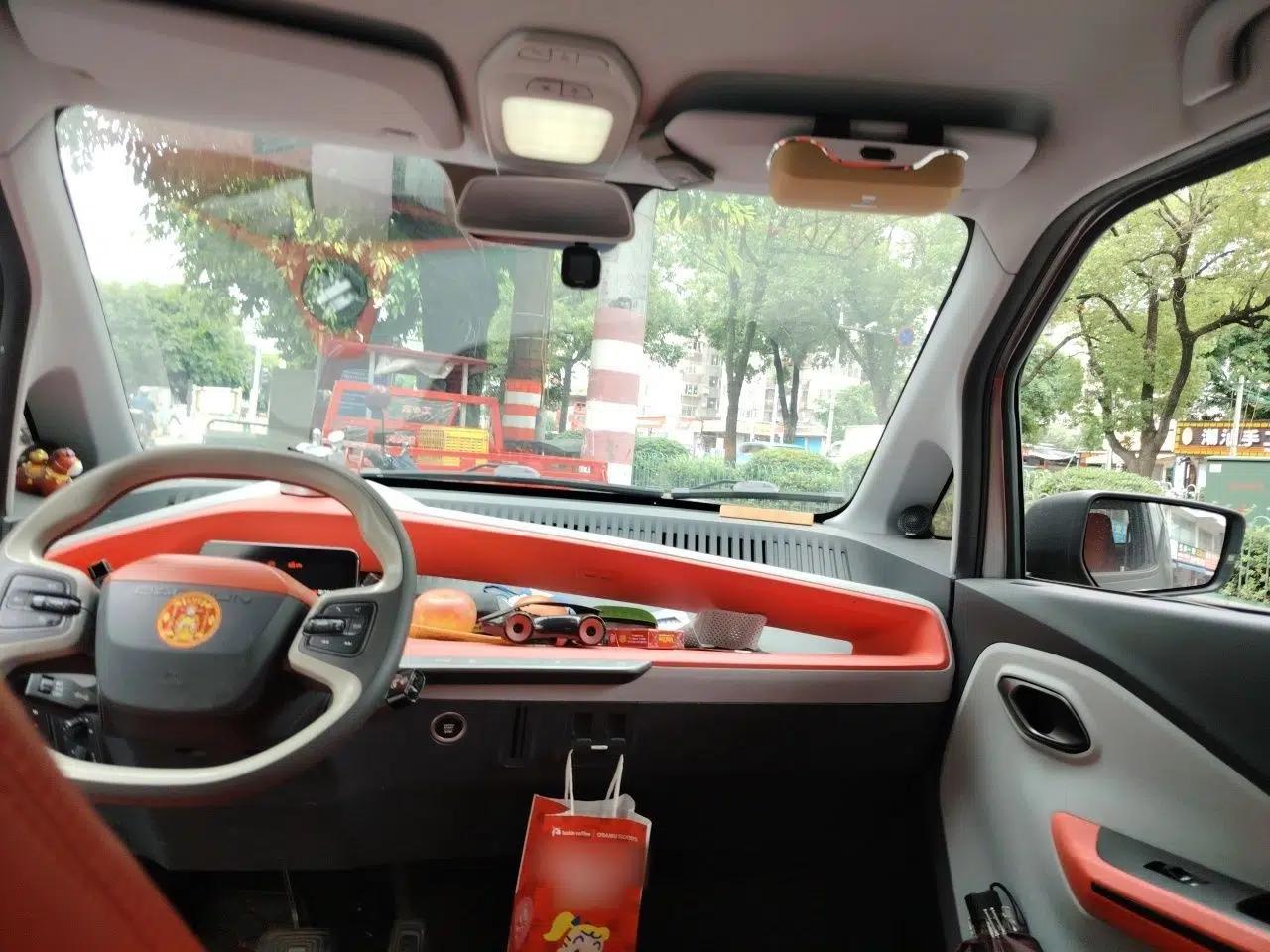 Baojun E200 2018 Intelligent Driving Edition — миниатюра 19