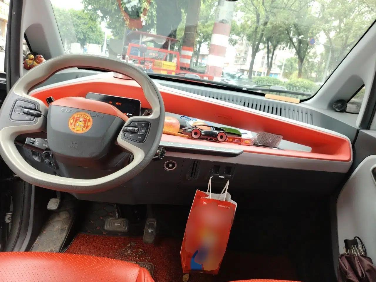 Baojun E200 2018 Intelligent Driving Edition — миниатюра 10