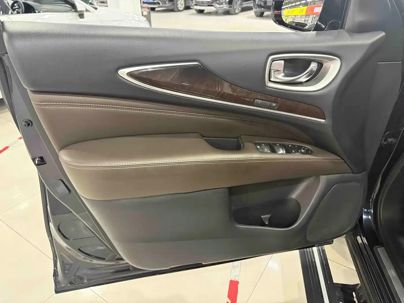 2014 Infiniti QX60 Imported Model 2.5 S/C Hybrid 2WD Excellence Edition — миниатюра 5
