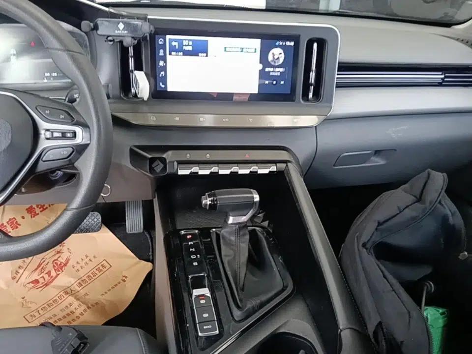 Baojun RC-5 2020 1.5L CVT Smart Elite Edition — миниатюра 16