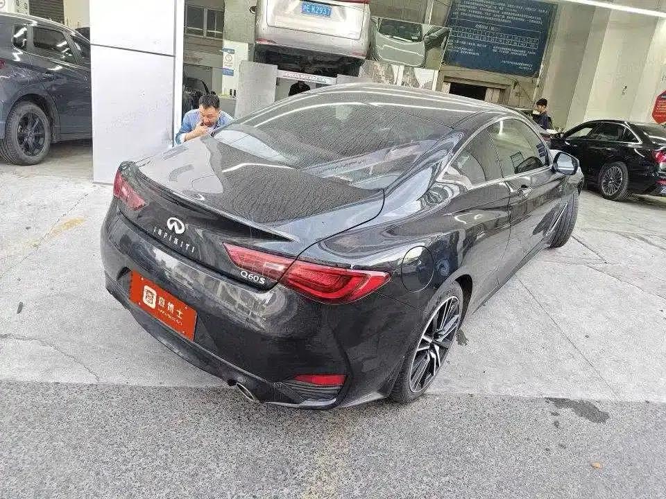Infiniti Q60 2019 2.0T Luxury Edition — миниатюра 3