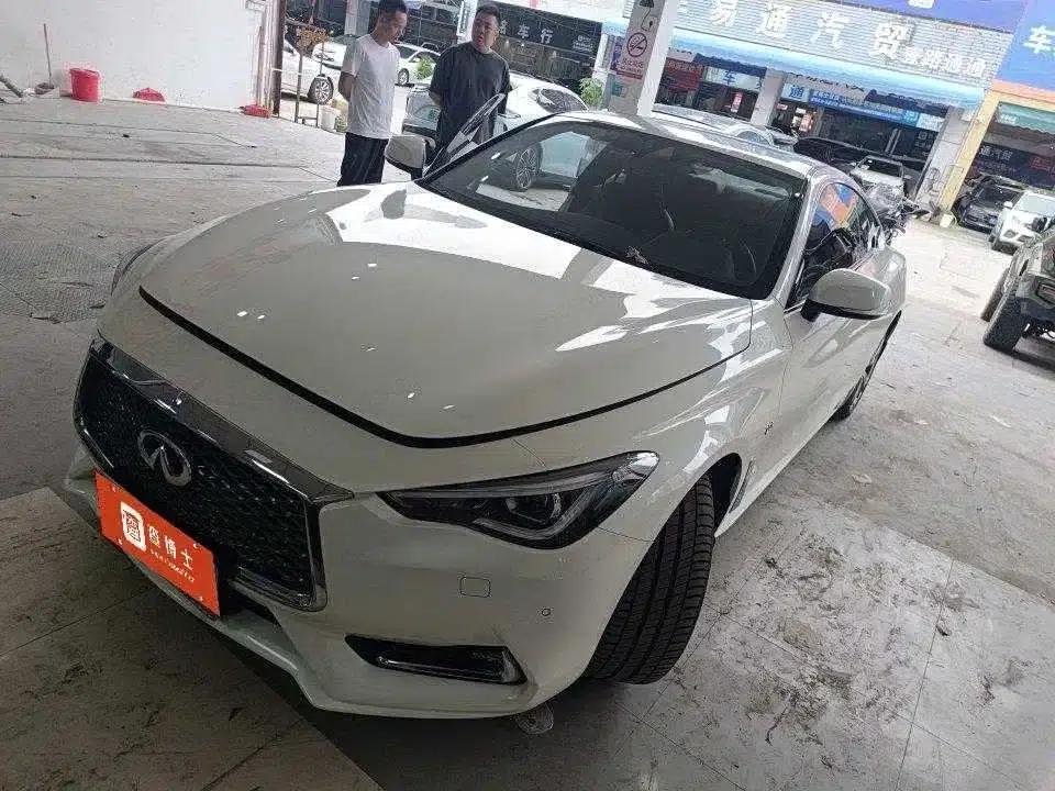 Infiniti Q60 2017 S 2.0T Luxury Sport Edition — миниатюра 1