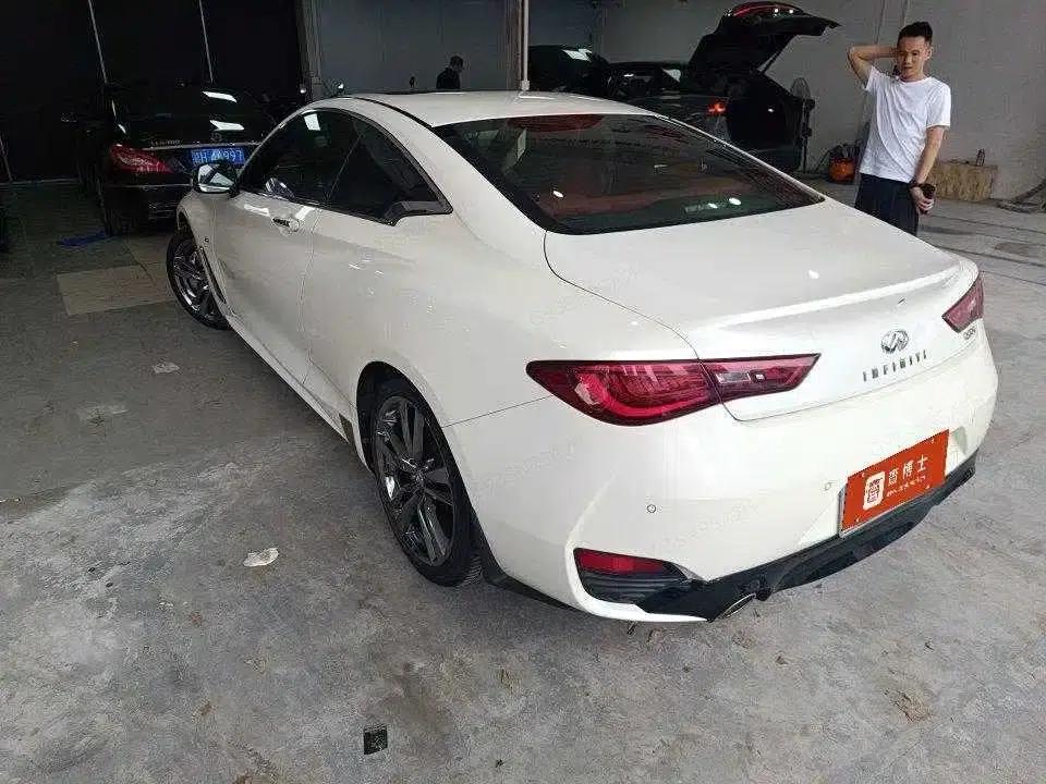 Infiniti Q60 2017 S 2.0T Luxury Sport Edition — миниатюра 4