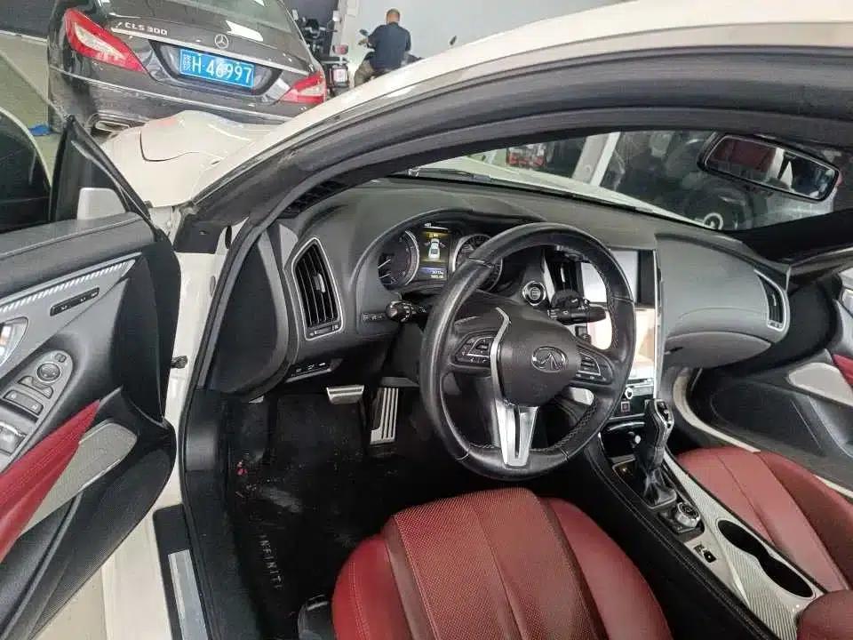 Infiniti Q60 2017 S 2.0T Luxury Sport Edition — миниатюра 5
