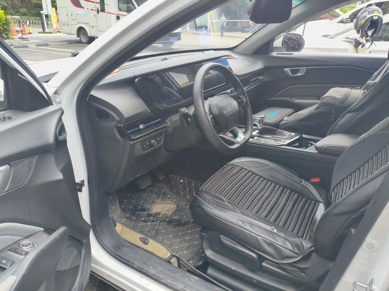 Baojun RC-6 2019 1.5T CVT Elite Version with 24-Hour Online Service — миниатюра 17