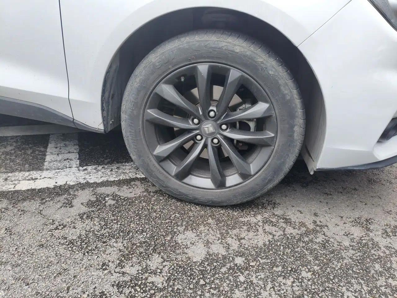 Baojun RC-6 2019 1.5T CVT Elite Version with 24-Hour Online Service — миниатюра 8