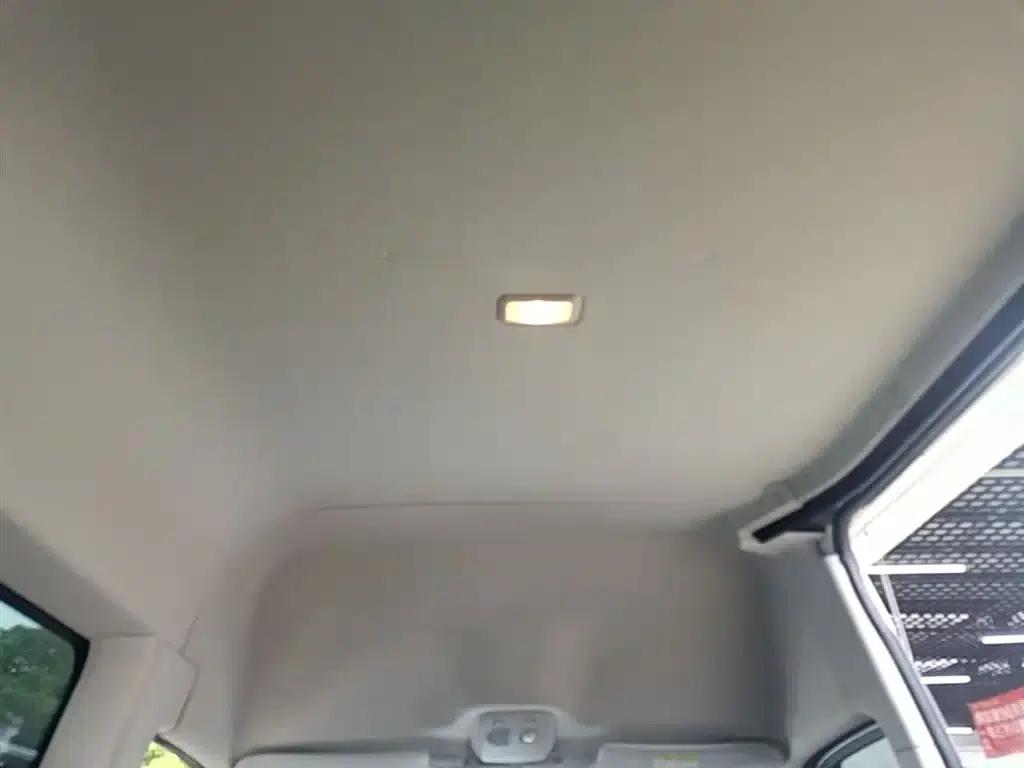 Iveco Daily 2021 2.0T Manual Super Rui Long Wheelbase Short Overhang High Roof Side Sliding Door F1A — миниатюра 18