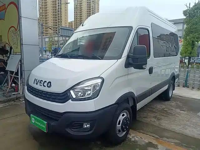 Iveco Daily 2021 2.0T Manual Super Rui Long Wheelbase Short Overhang High Roof Side Sliding Door F1A