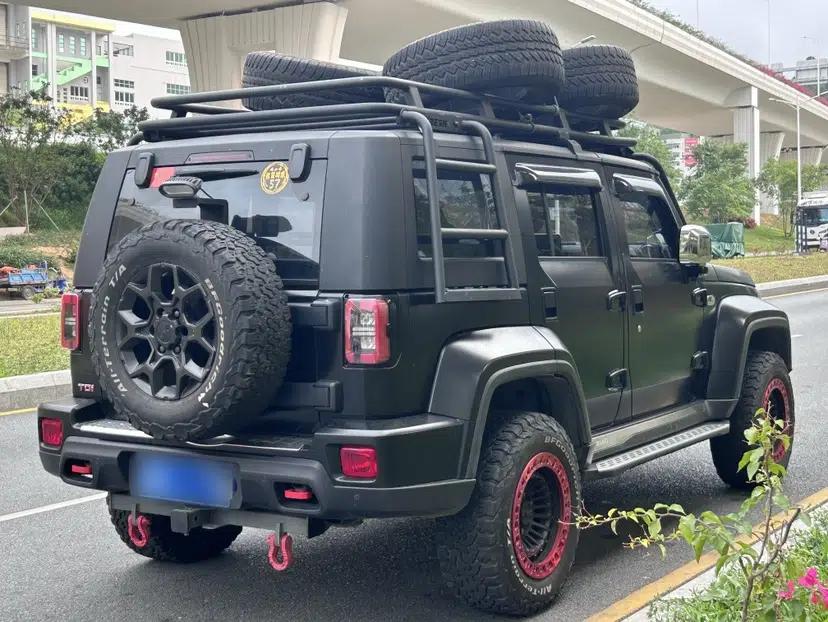 BAIC Off-Road BJ40 2023 2.0D Automatic Four-Wheel Drive Blade Hero Edition Adventurer Type (with Front and Rear Electronic Locks) — миниатюра 4