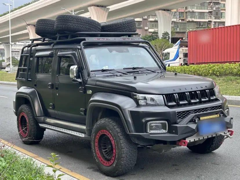 BAIC Off-Road BJ40 2023 2.0D Automatic Four-Wheel Drive Blade Hero Edition Adventurer Type (with Front and Rear Electronic Locks) — миниатюра 5