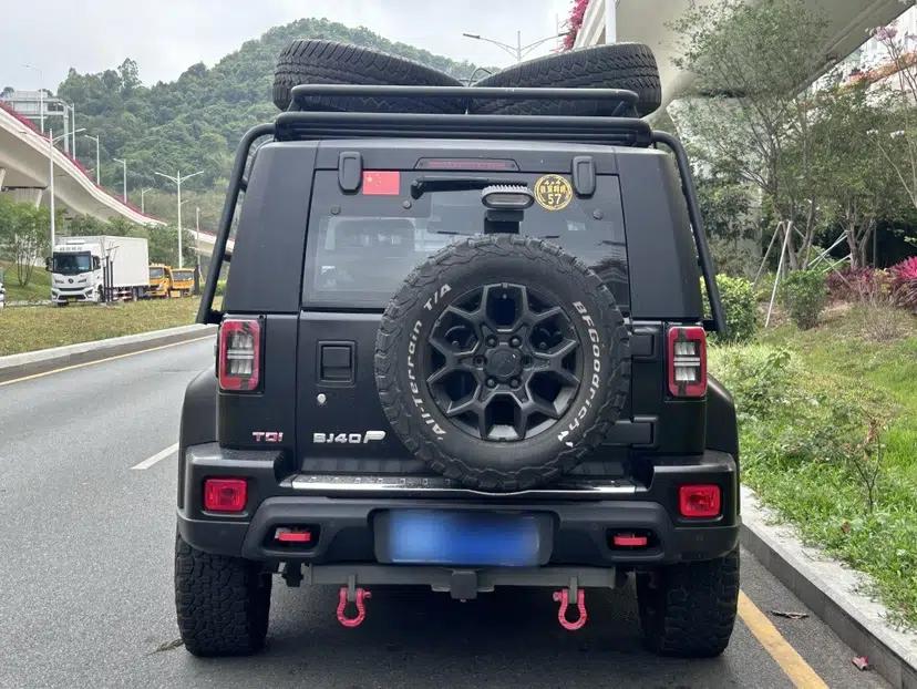 BAIC Off-Road BJ40 2023 2.0D Automatic Four-Wheel Drive Blade Hero Edition Adventurer Type (with Front and Rear Electronic Locks) — миниатюра 8