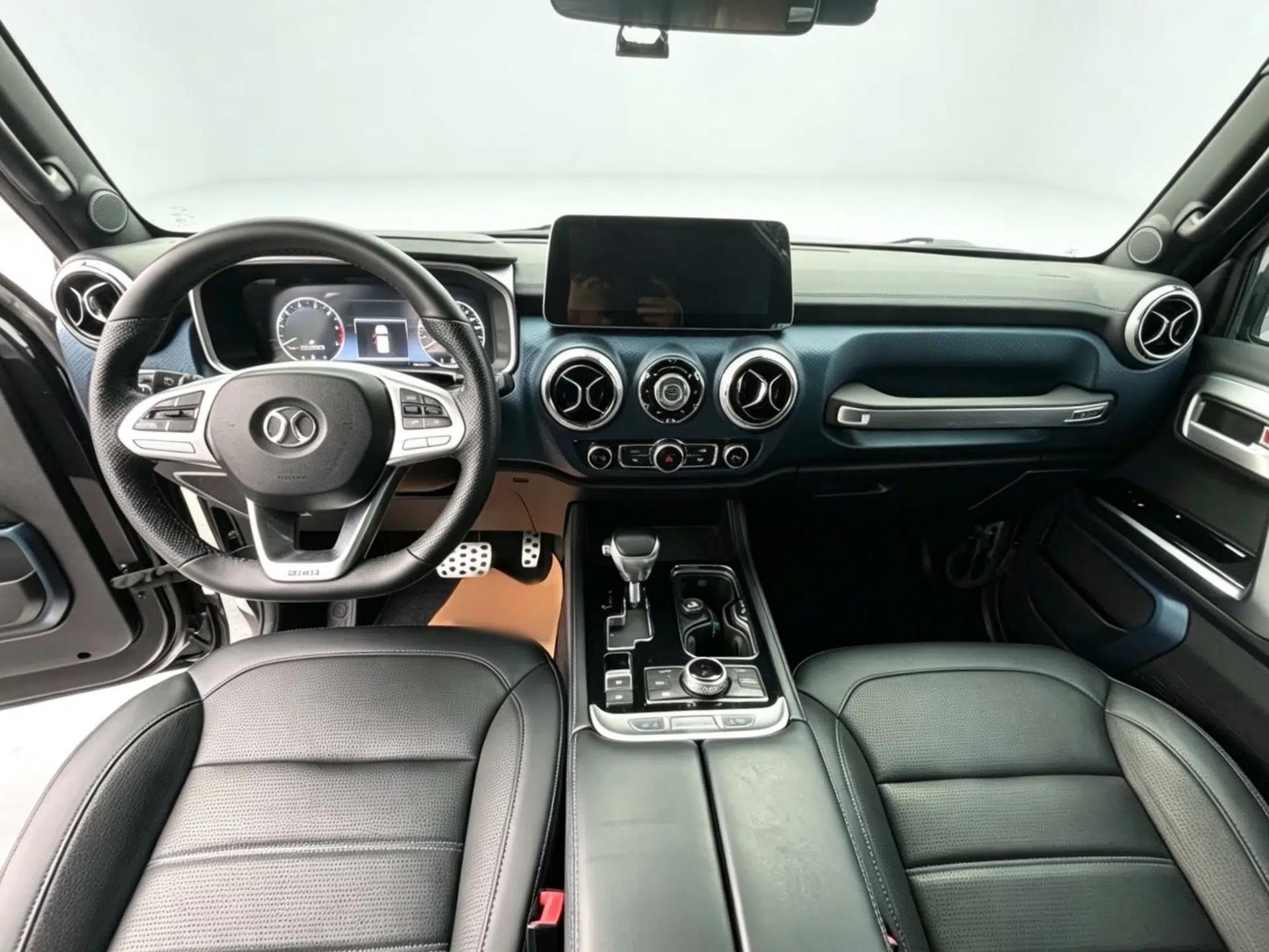 BAIC Off-Road BJ40 2019 PLUS 2.3T Automatic Four-Wheel Drive Premium Edition China VI — миниатюра 17