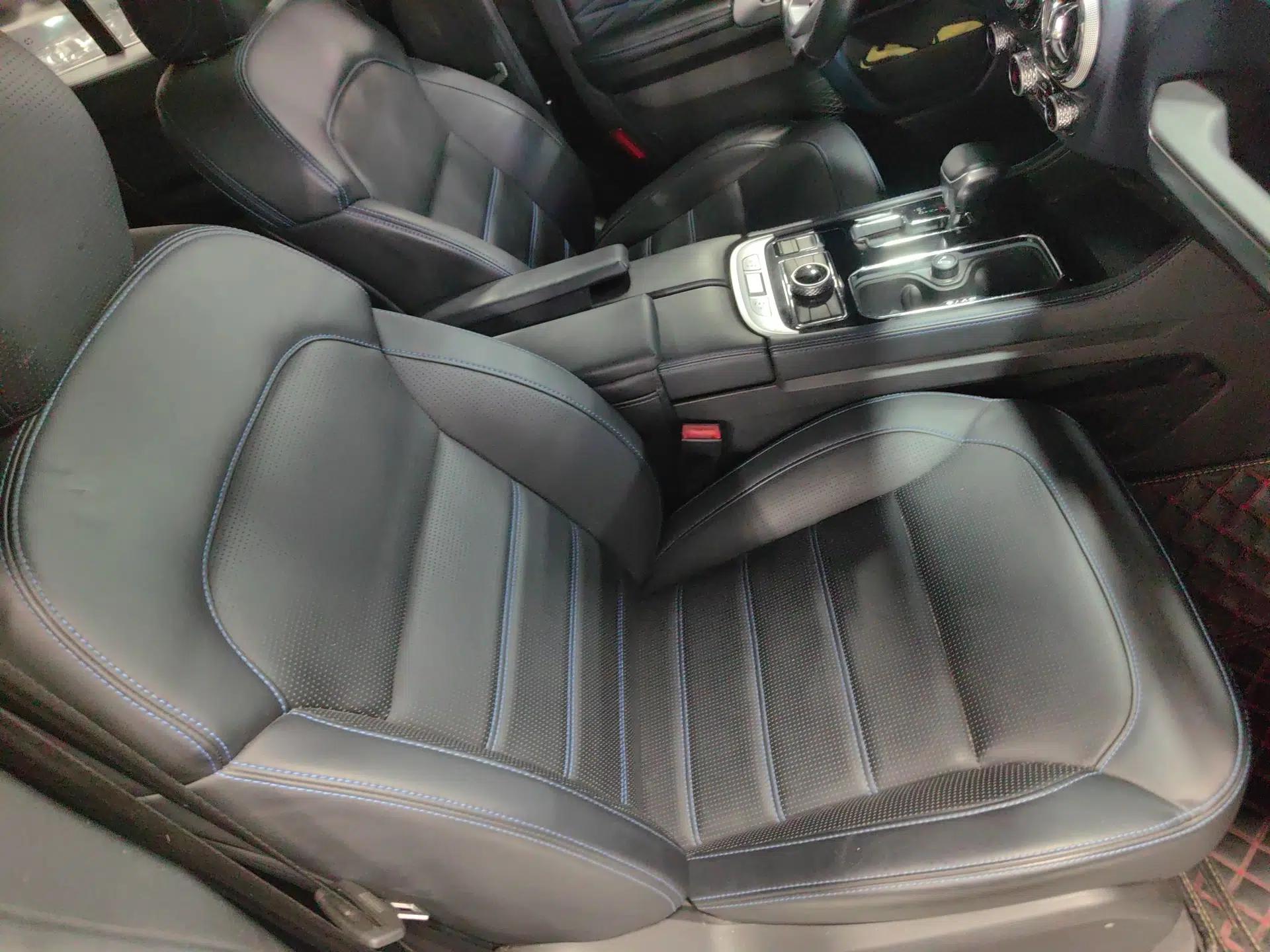 BAIC Off-Road BJ40 2019 PLUS 2.3T Automatic Four-Wheel Drive Premium Edition China VI — миниатюра 8