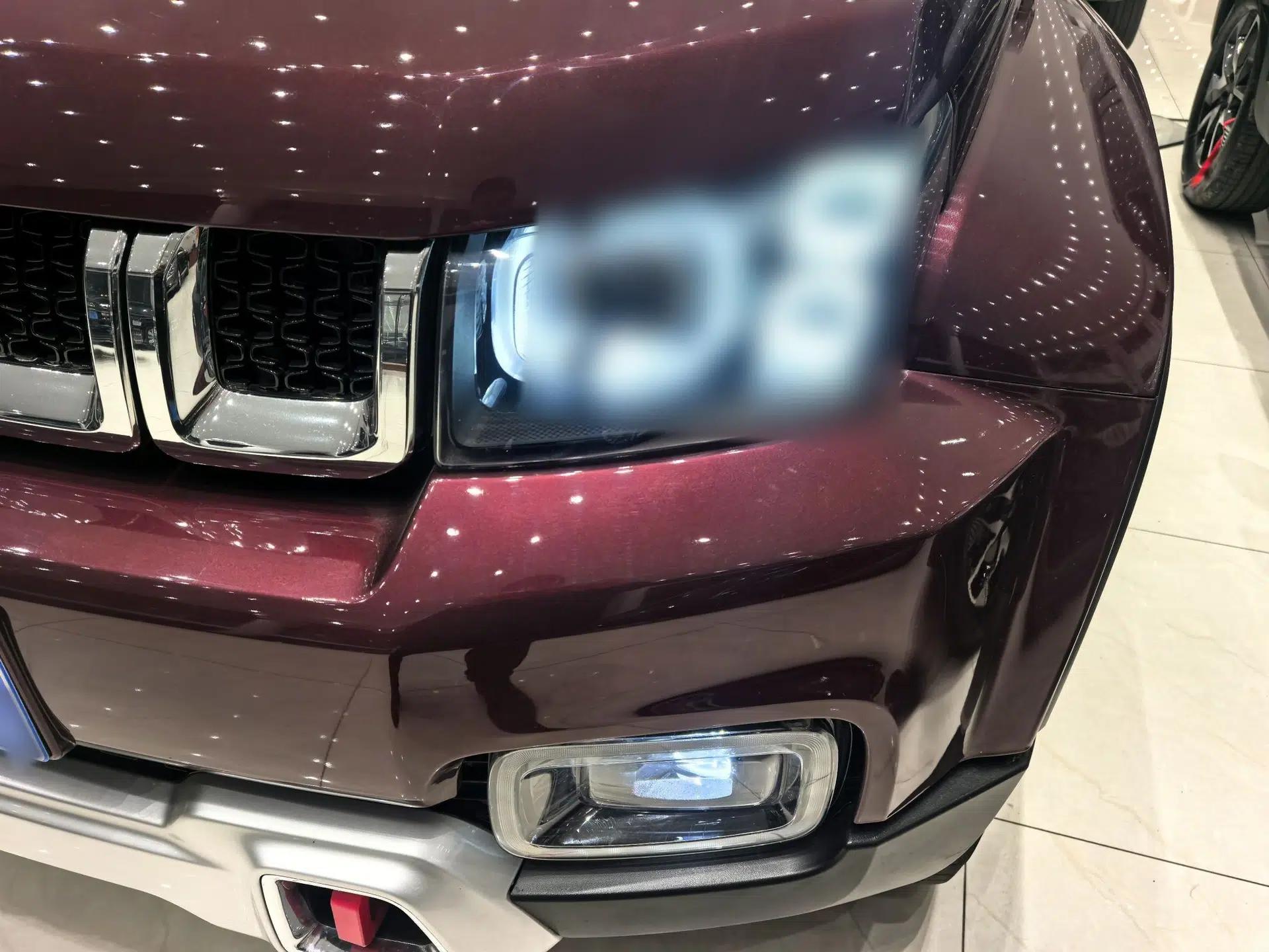 BAIC Off-Road BJ40 2018 PLUS 2.0T Manual Four-Wheel Drive Premium Edition China V — миниатюра 12
