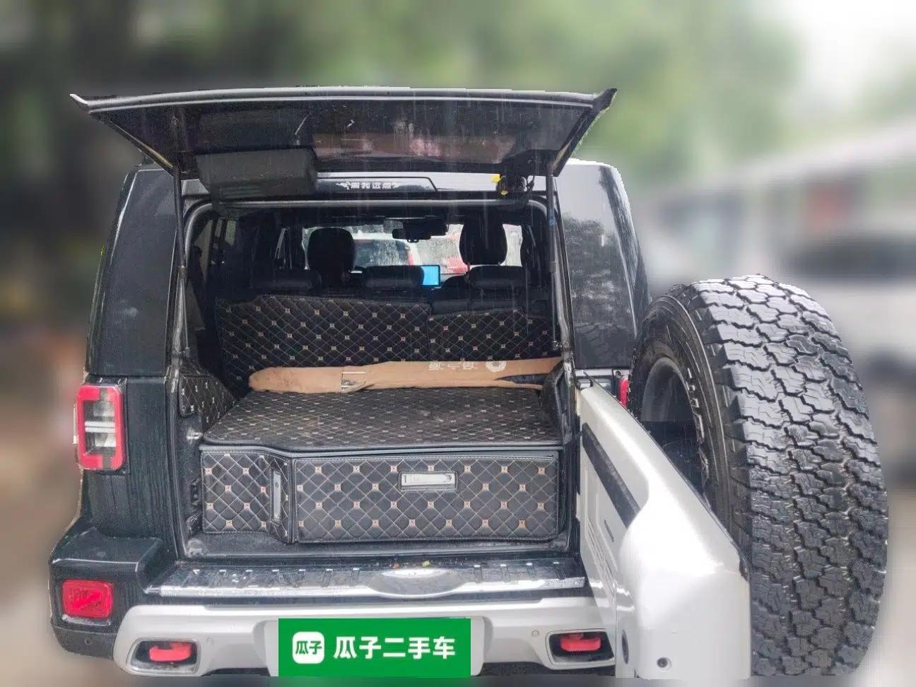 BAIC Off-Road BJ40 2019 Updated Version 2.0T Automatic All-Wheel Drive Urban Hunter Edition Premium China V Emission Standard — миниатюра 20